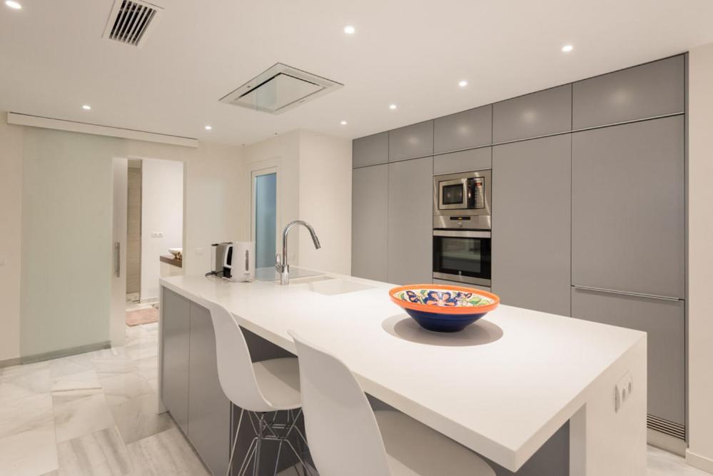 Apartmán Playas Del Duque, Puerto Banus, Golf .Playa Y Compras Marbella Exteriér fotografie